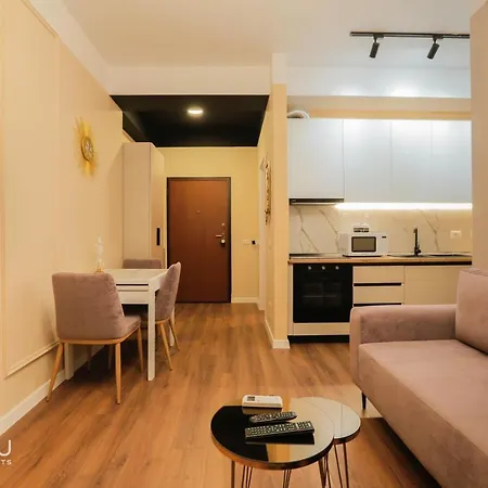 Miku - Perfect 1bedroom At Komuna E Parisit