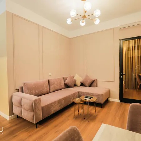 Daire Miku - Perfect 1bedroom At Komuna E Parisit *