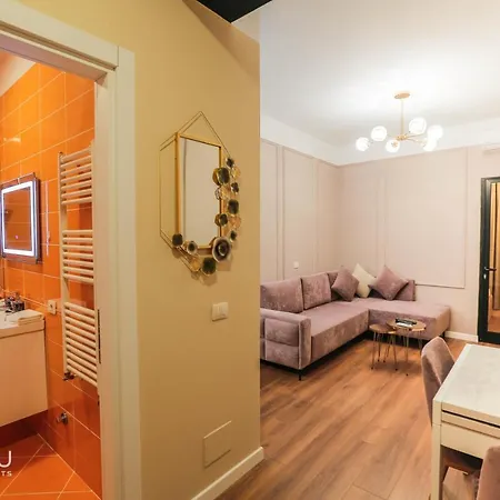 Daire Miku - Perfect 1bedroom At Komuna E Parisit