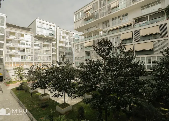 Miku - Perfect 1bedroom At Komuna E Parisit Tirana